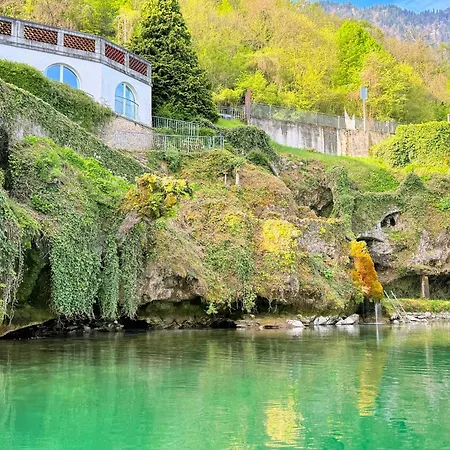 Les Sources Et Grottes Secretes Du Leman
